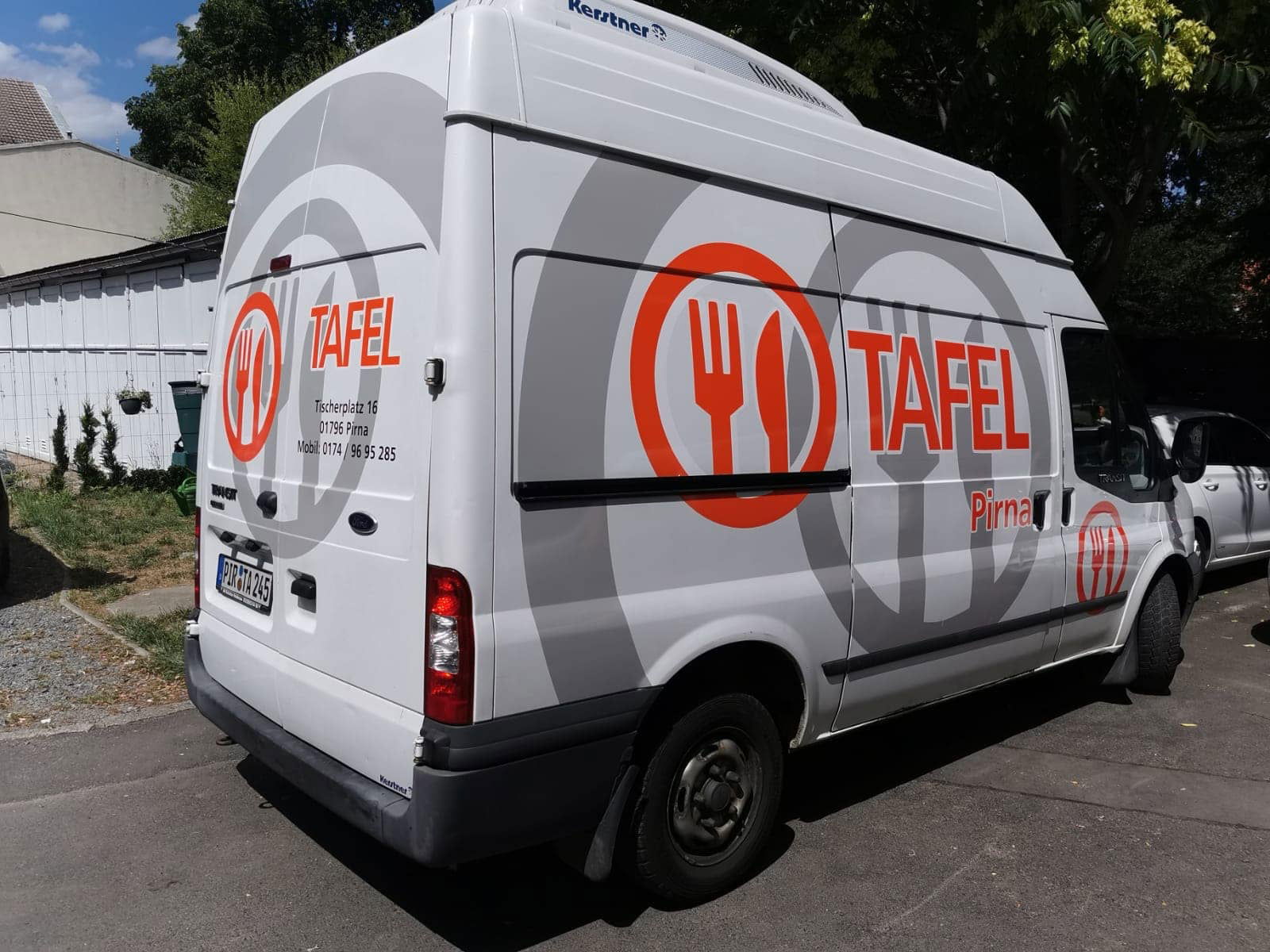 50.000 zum Teilen - Tafel Pirna