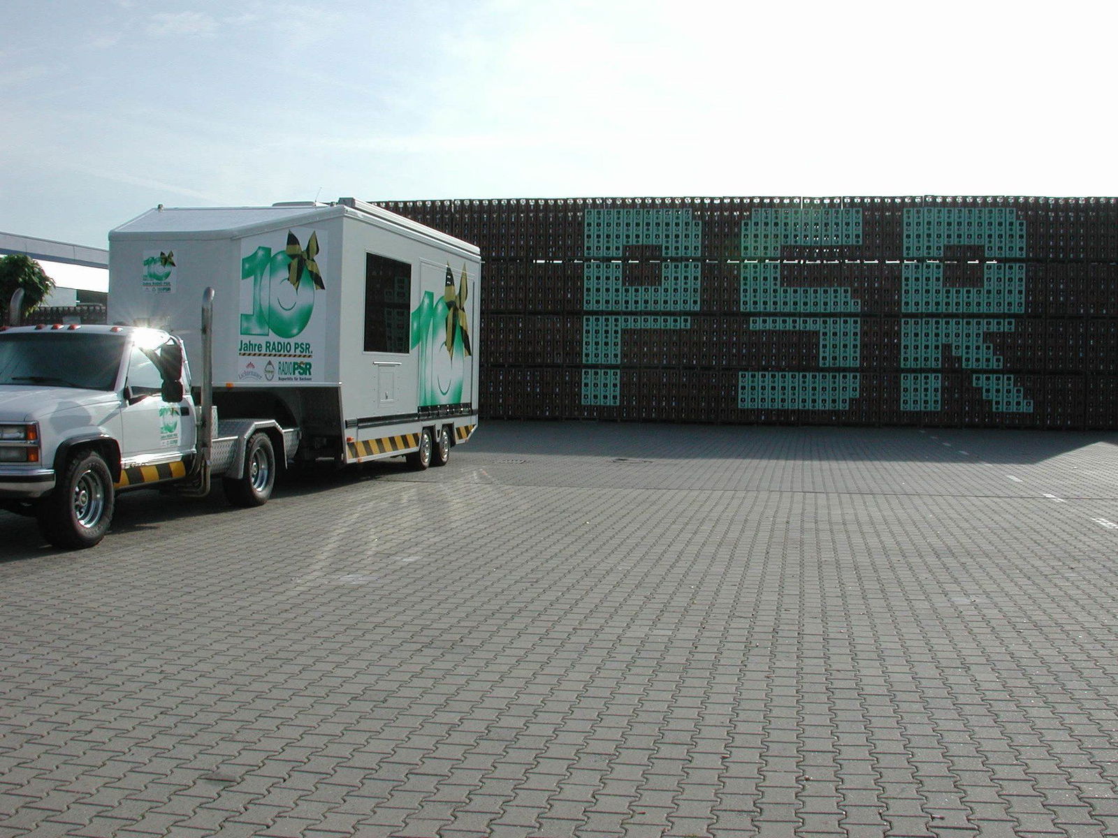 2002_10JahreRADIOPSR_Truck.JPG