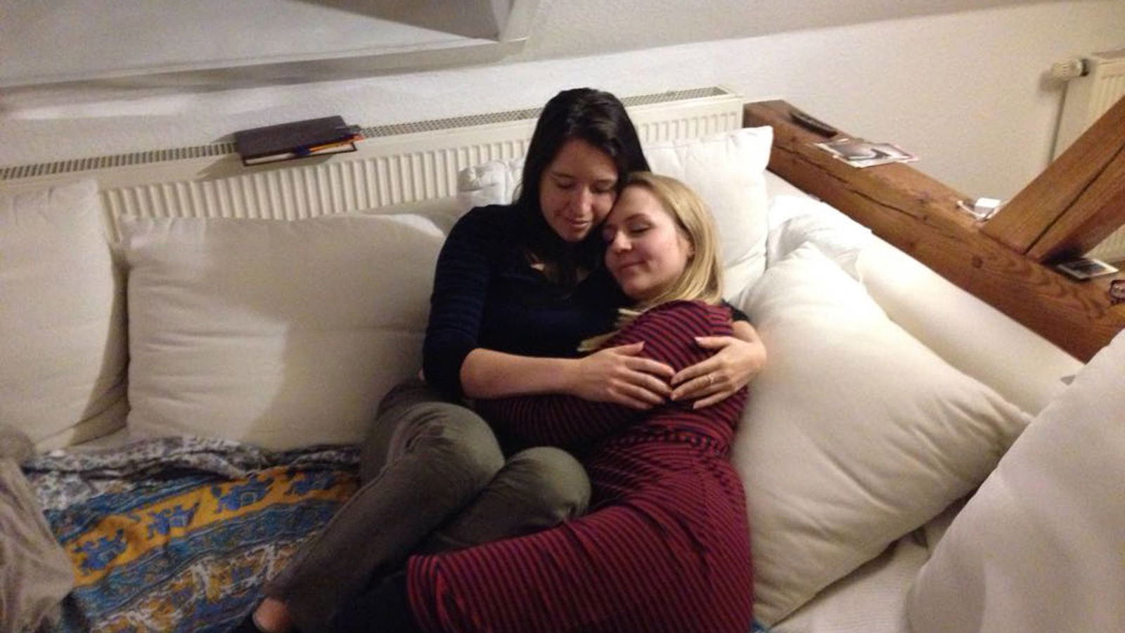 Unglaubliche Geschichten - Kuschlerin