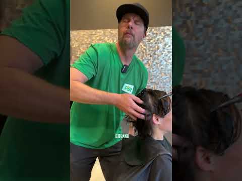 Wie findest Du das Endergebnis? Rocky wollte unbedingt mal Friseur spielen :) #friseursalon #haare