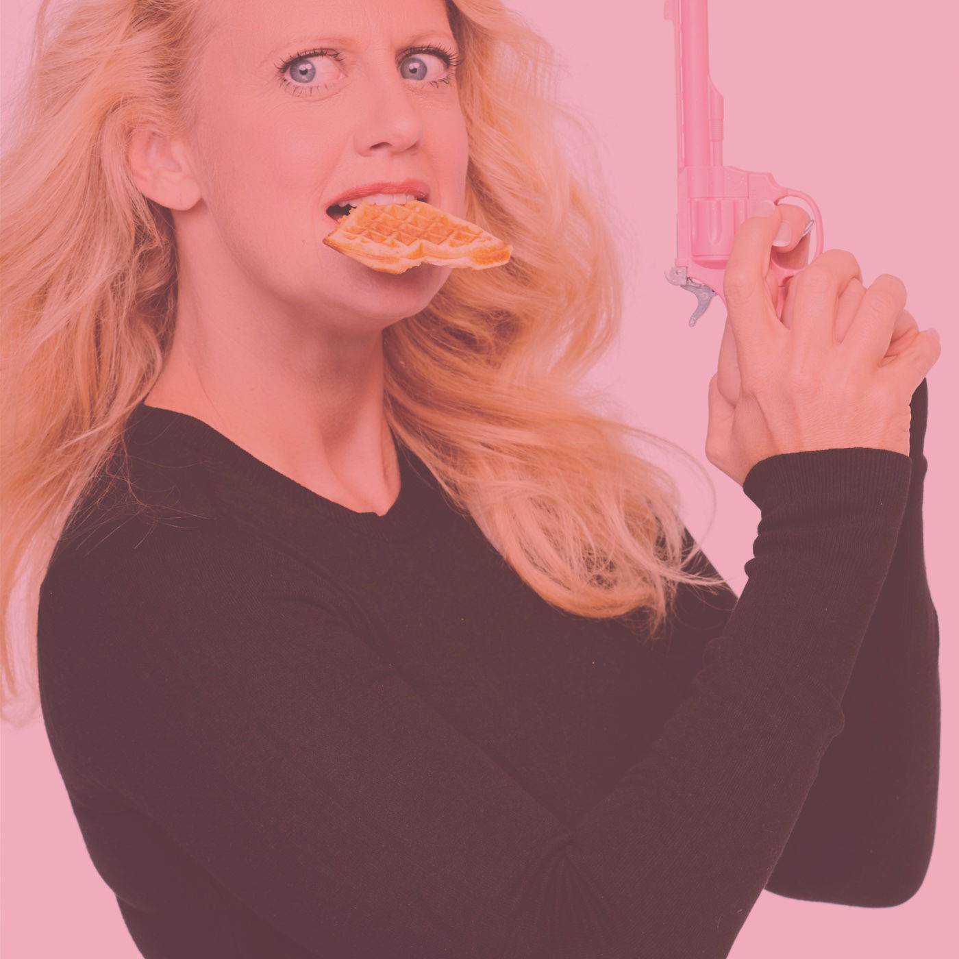 Mit den Waffeln einer Frau